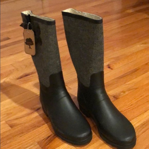herringbone rain boots